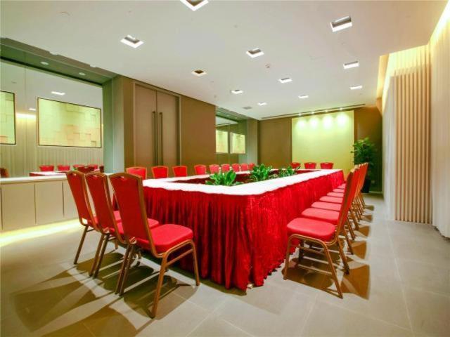 שנגחאי Jinjiang Inn Nanjing Road Pedestrian Streeteast Asia Hotel מראה חיצוני תמונה